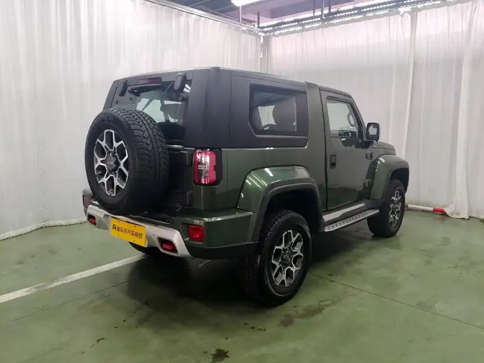 BAIC BJ40 2020 Model 2.0T Automatic 4WD Tribute to the 2020 Edition Warrior Model – фото 7