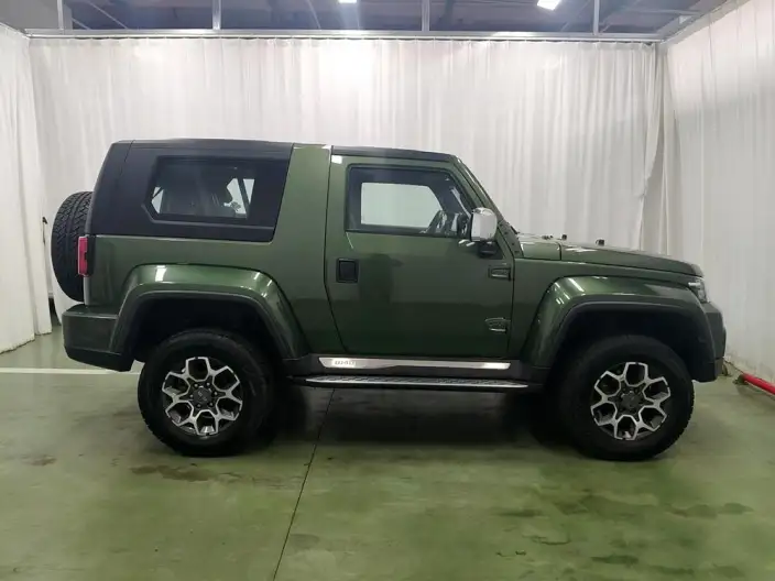 BAIC BJ40 2020 Model 2.0T Automatic 4WD Tribute to the 2020 Edition Warrior Model – фото 8