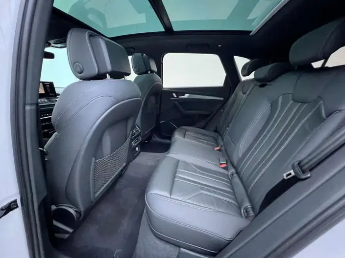 Audi Q5L 2024 Model 40TFSI Luxury Dynamic Model – фото 9