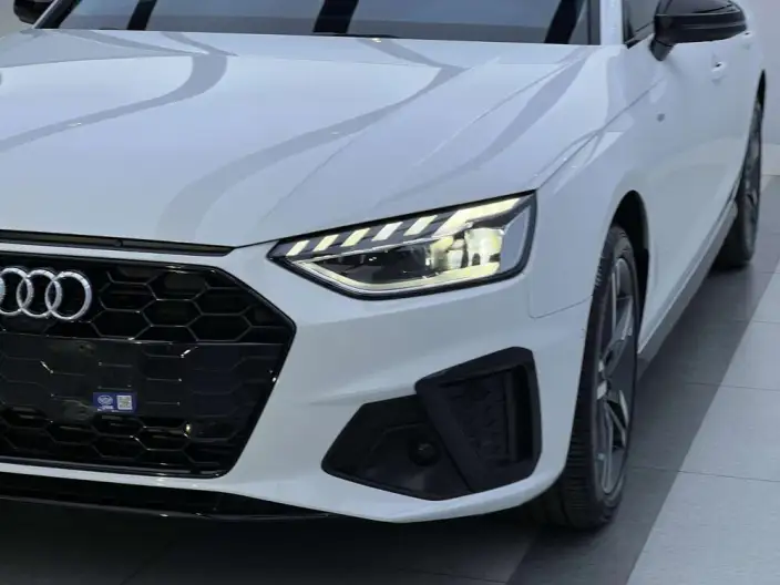 Audi A4 L 2022 Model 40 TFSI Luxury Dynamic Model – фото 5