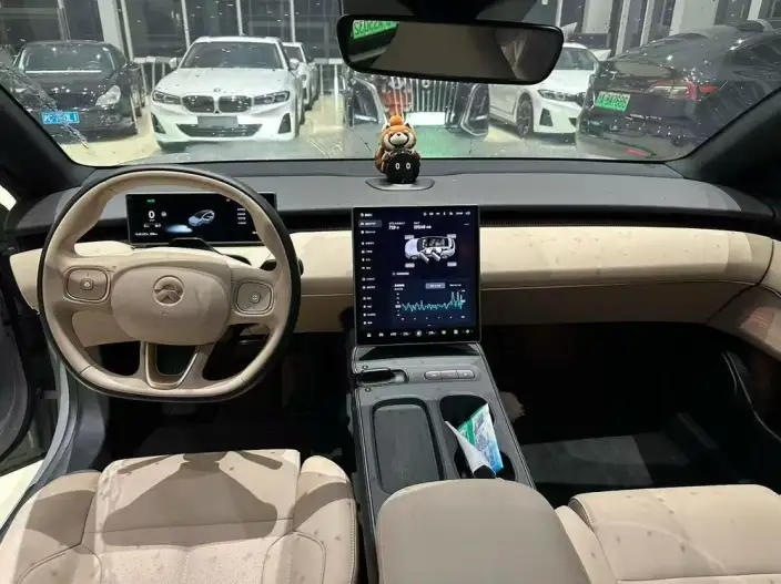 NIO ET5T 2024 Model 75kWh – фото 7