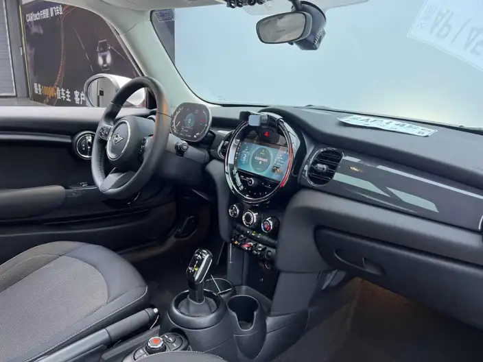 MINI 2023 Model 1.5T ONE – фото 9