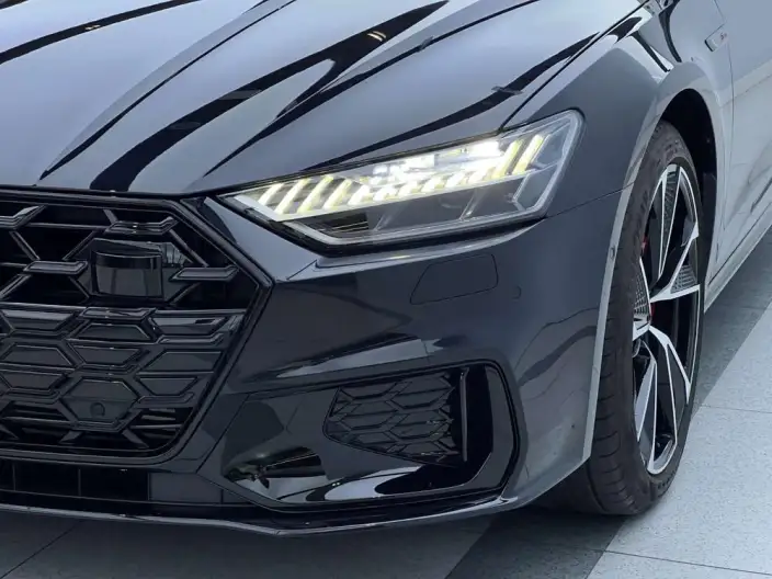Audi A7 L 2024 Model 45 TFSI quattro Black Samurai Edition – фото 6