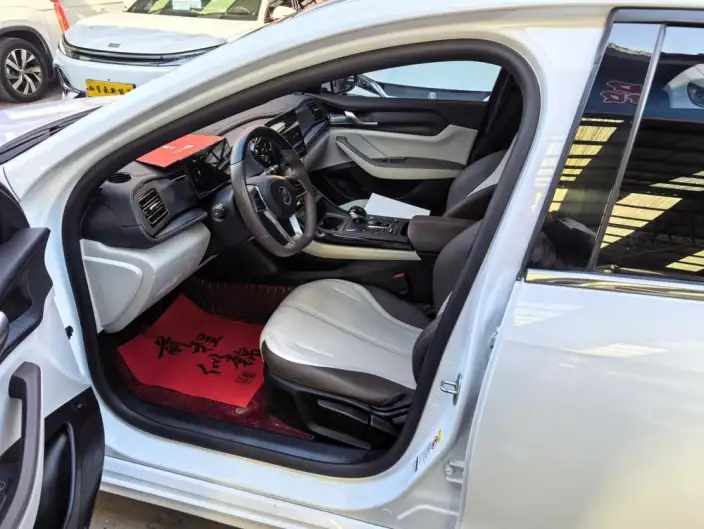 BYD Qin PLUS DM 2024 Model Honor Edition DM-i 55KM Leading Model – фото 8