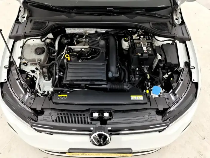 Volkswagen Golf 2023 Model 280TSI DSG R-Line Lite – фото 10