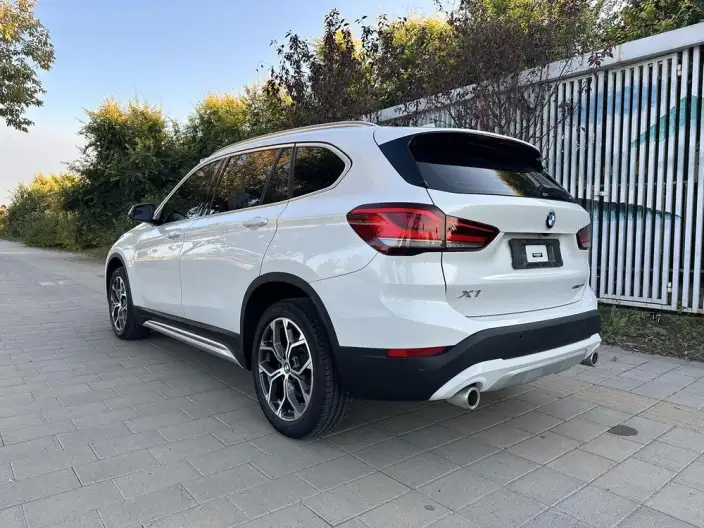 BMW X1 2022 Model sDrive20Li Fashion Model – фото 4