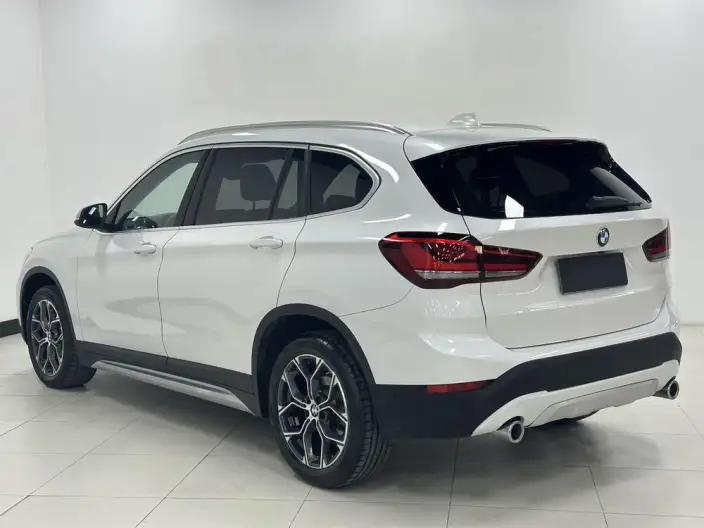 BMW X1 2022 Model sDrive20Li Exclusive Model – фото 4