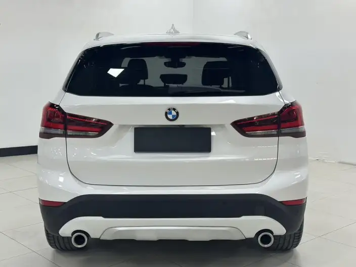 BMW X1 2022 Model sDrive20Li Exclusive Model – фото 5