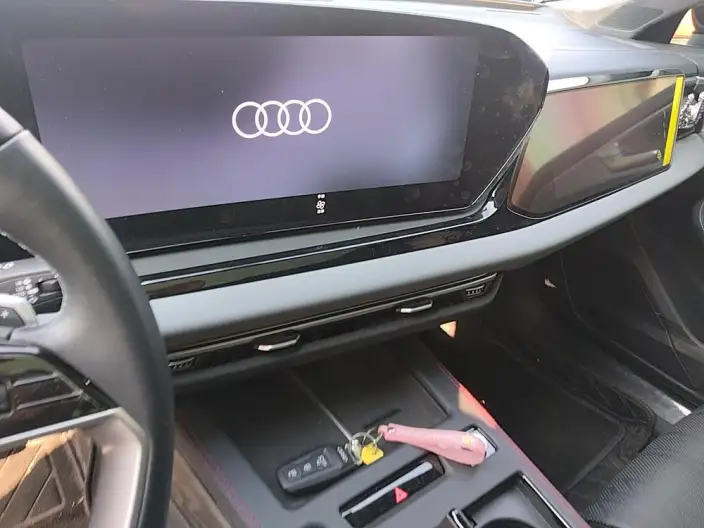 Audi A6L 2026 Model 2.0T Exclusive Model – фото 8