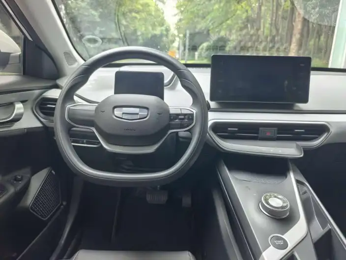Geely Geometry A 2024 Model 500KM Travel Edition – фото 9