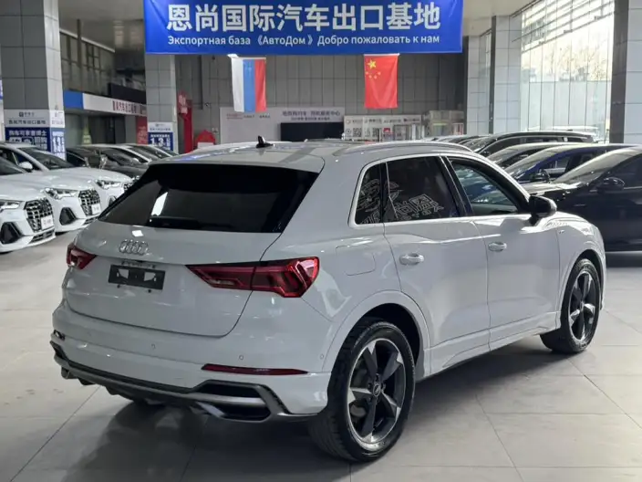 AUDI Q3 2022 Model 35 TFSI Fashion Dynamic Model – фото 4