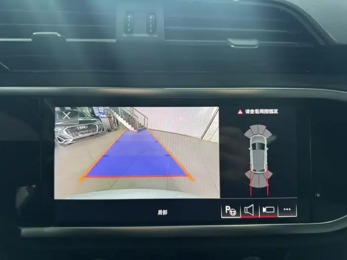 AUDI Q3 2022 Model 35 TFSI Fashion Dynamic Model – фото 9