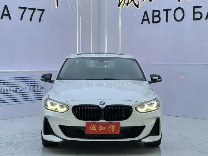 BMW 1 Series 2023 Model 120i M Sports Night Edition – фото 2