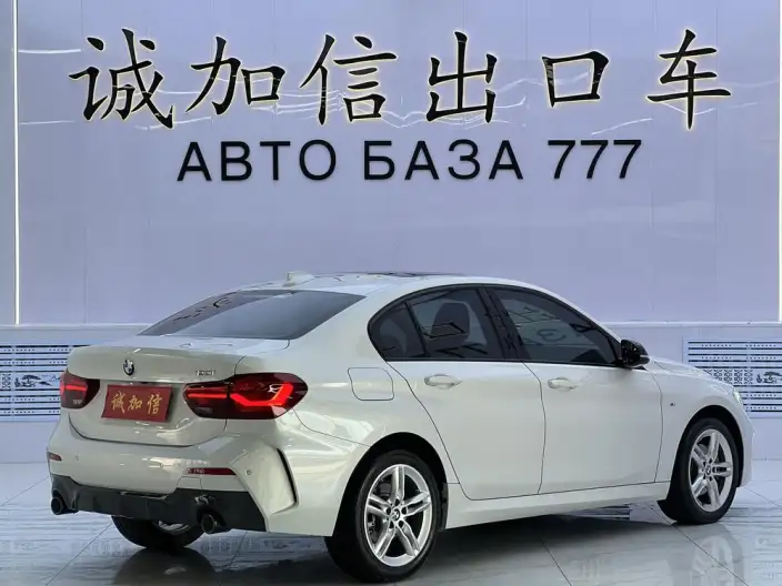 BMW 1 Series 2023 Model 120i M Sports Night Edition – фото 6