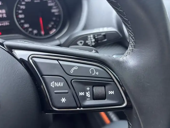 AUDI Q2L 2022 Model 35 TFSI Fashion Dynamic Model – фото 9