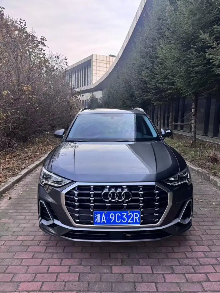 AUDI Q3 2022 Model 35 TFSI Fashion Dynamic Model – фото 2