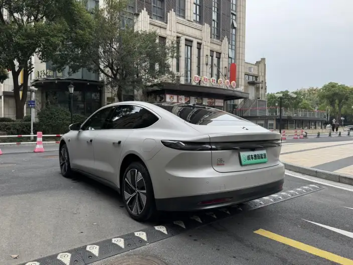 NIO ET7 2023 Model 75kWh – фото 5