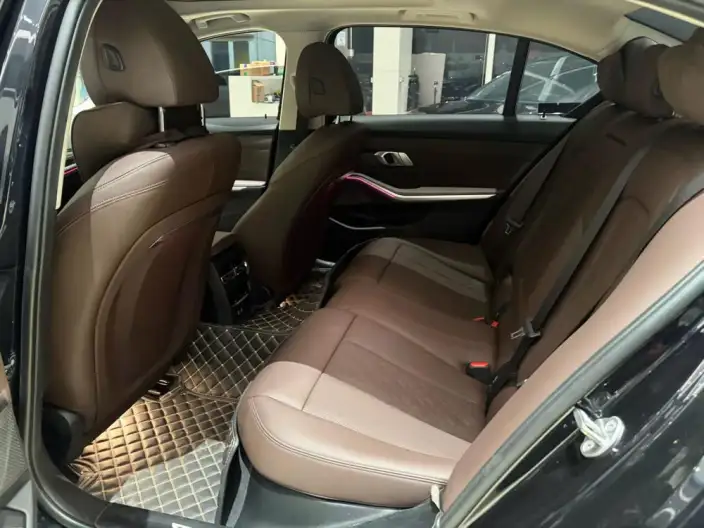 BMW i3 2023 Model eDrive40L Night Edition Sports Set – фото 9