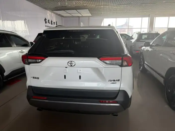 Toyota RAV4 2022 Model 2.0L CVT 4WD Fashion PLUS Edition – фото 5