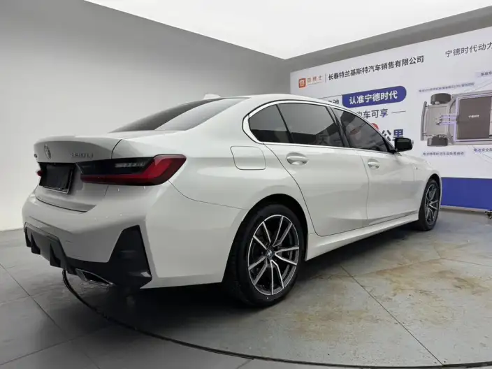 BMW 3 Series 2023 Model 320Li M Sports Set – фото 6