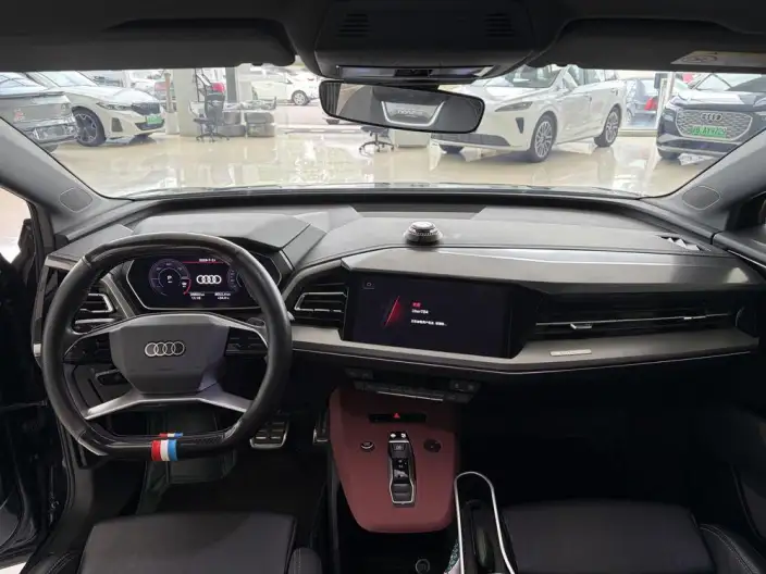 Audi Q4 e-tron 2023 Model 40 e-tron Chuangxing Edition – фото 7