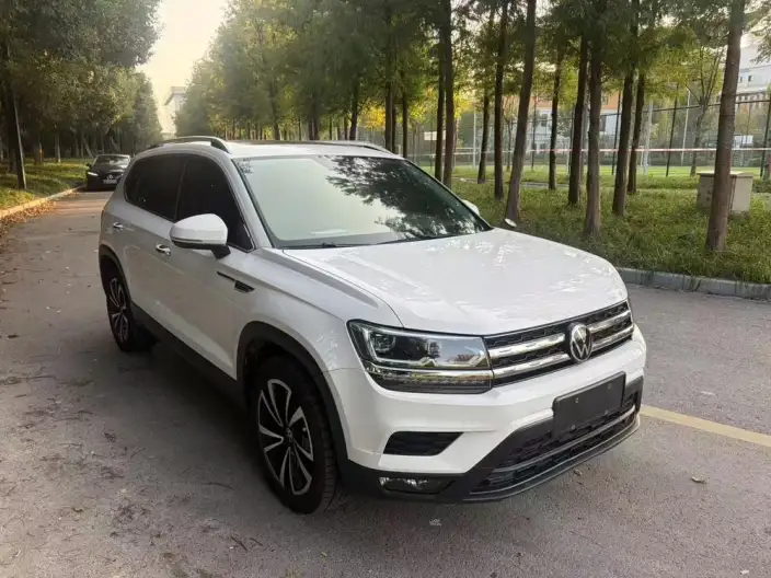 Volkswagen Tharu 2022 Model 280TSI 2WD Deluxe Edition – фото 3