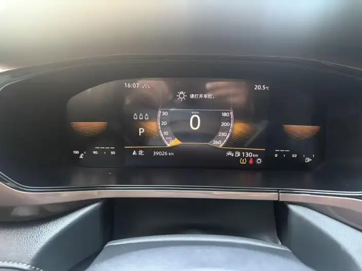 Volkswagen Tharu 2022 Model 280TSI 2WD Deluxe Edition – фото 8