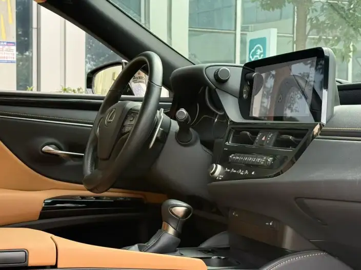 Lexus ES 2022 Model 200 Superior Edition – фото 8