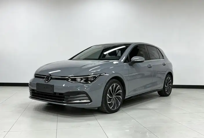Volkswagen Golf 2021 Model 280TSI DSG Pro – фото 1