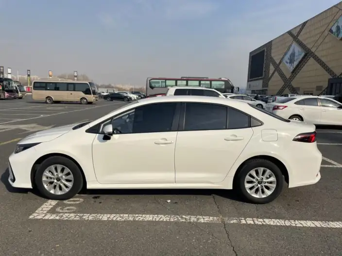 Toyota Corolla 2023 Model 1.5L CVT Pioneer Edition – фото 4