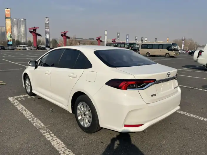 Toyota Corolla 2023 Model 1.5L CVT Pioneer Edition – фото 5