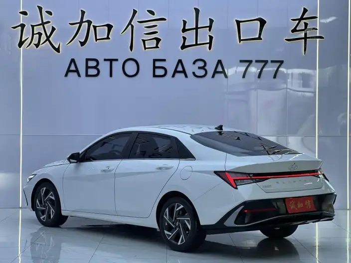 Hyundai Ioniq 2023 Model 1.5L CVT LUX Premium Edition – фото 4