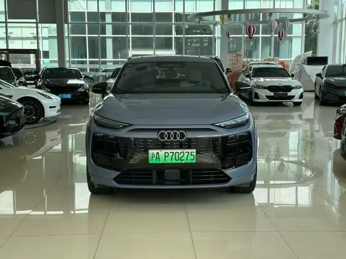 AUDI Q6L e-tron 2026 Model First Edition Pilot Edition – фото 2