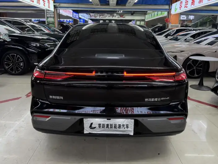 Geely Galaxy E8 PHEV 2025 Model 130km EM-P Galaxy Edition – фото 5