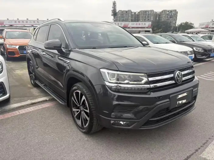 Volkswagen Tharu 2022 Model 280TSI 2WD Deluxe Edition – фото 3