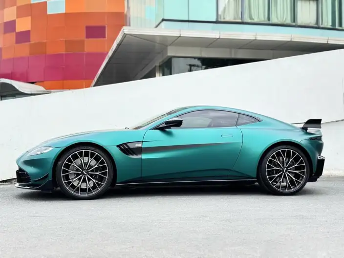 Vantage 2022 Model F1 Edition Coupe