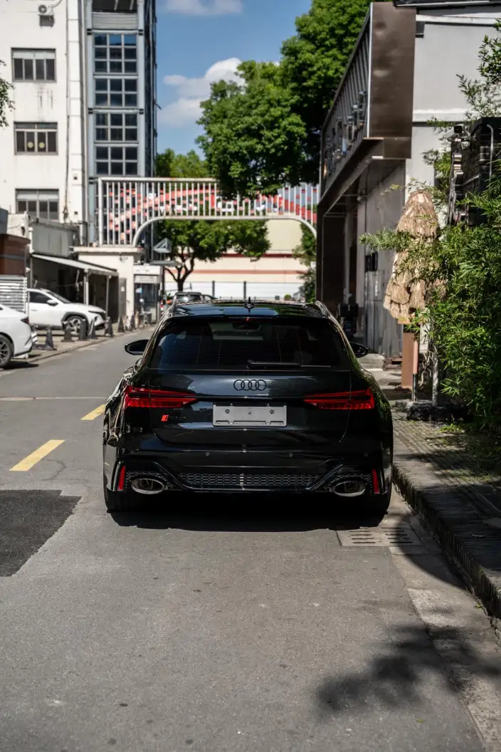 Audi RS 6 2022 Model RS 6 4.0T Avant – фото 3