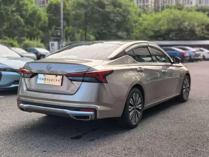 Nissan Teana 2022 Model 2.0L XL-Upr Premium Edition – фото 6