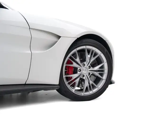 Vantage 2022 Model 4.0T V8 Roadster – фото 7