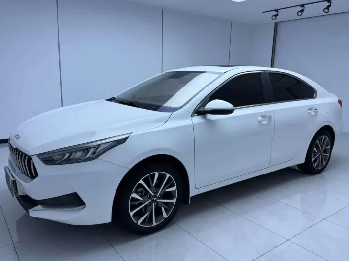 Kia K3 2021 Model Facelift 1.5L CVT Fashion Edition – фото 1