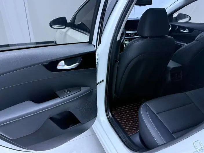 Kia K3 2021 Model Facelift 1.5L CVT Fashion Edition – фото 9