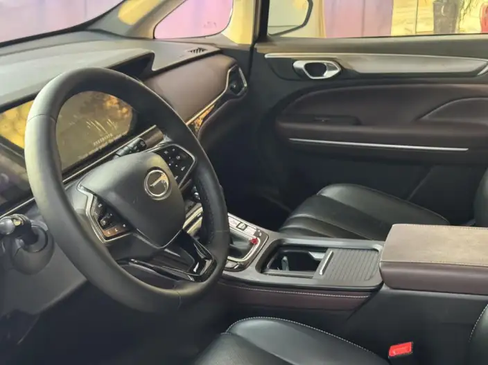 GAC Trumpchi M6 2021 Model Pro 270T AT Deluxe Edition