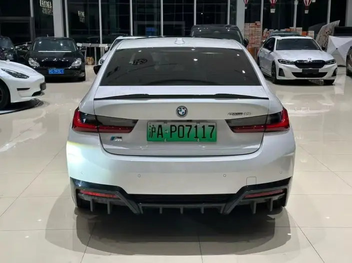 BMW i3 2025 Model eDrive40L Night Set – фото 5