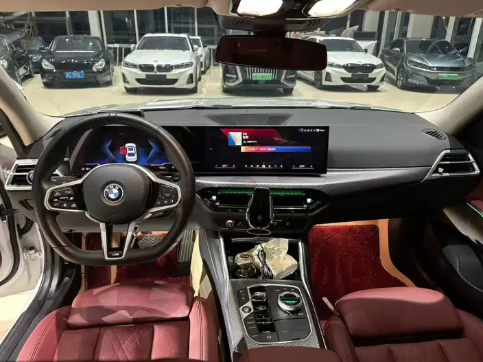 BMW i3 2025 Model eDrive40L Night Set – фото 7