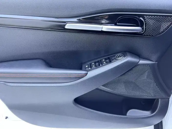 Kia Seltos 2021 Model 1.5L CVT Trend Edition – фото 10