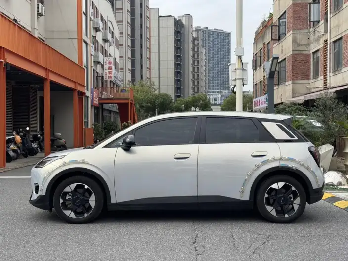 AION UT 2025 Model 420 Zhizun Edition – фото 4