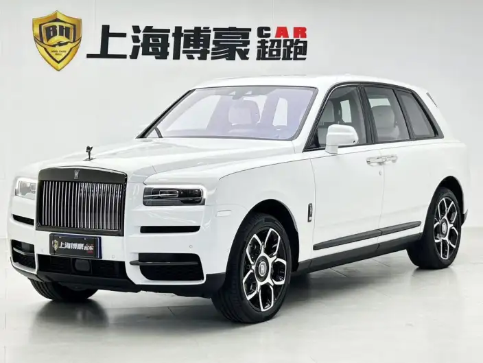 Cullinan 2020 Model Black Badge – фото 1