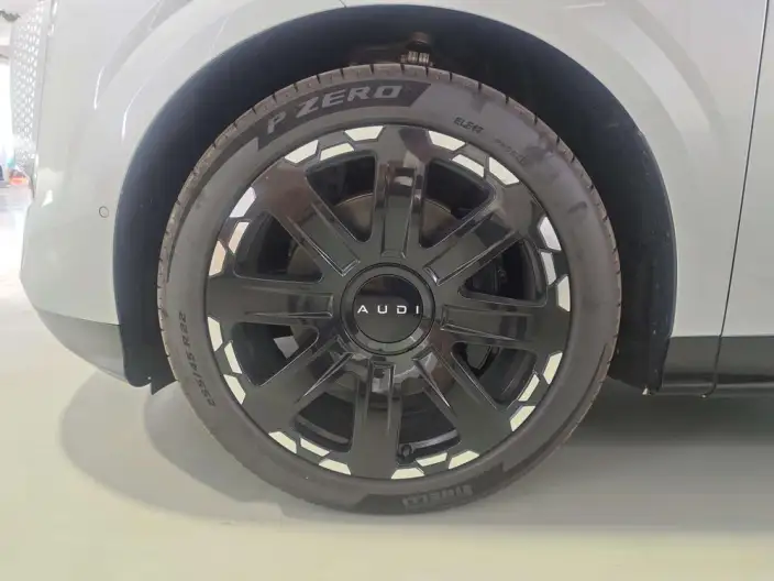 AUDI E7X 2026 Model Pioneer quattro Model – фото 8
