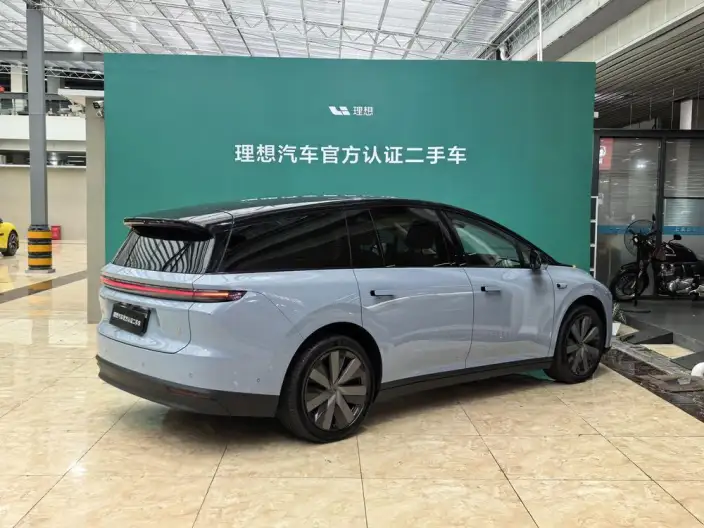 Li Auto i8 2025 Model Standard Edition – фото 4