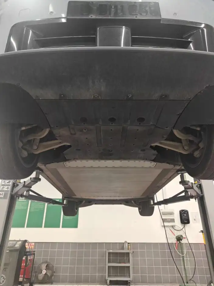 Li Auto i8 2025 Model Standard Edition – фото 6
